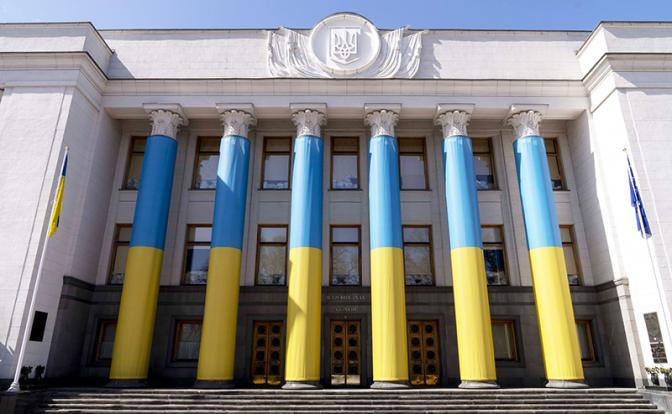 «Формула Дмитрука»: Верховная Рада может завершить конфликт на Украине в течение суток