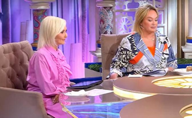 На фото: Васиилса Володина и Лариса Гузеева