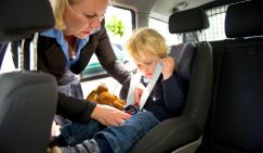 С нетерпением ждем, когда в России наступит дефицит детских автокресел