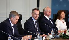 Шоу в Стамбуле: Мединский ткнул Зеленского носом в его недавнее сценическое прошлое