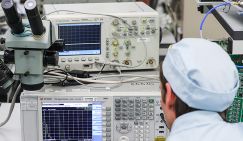 Космические дроны России: Еще несколько миллиардов улетят вдаль, кто-то богатым станет