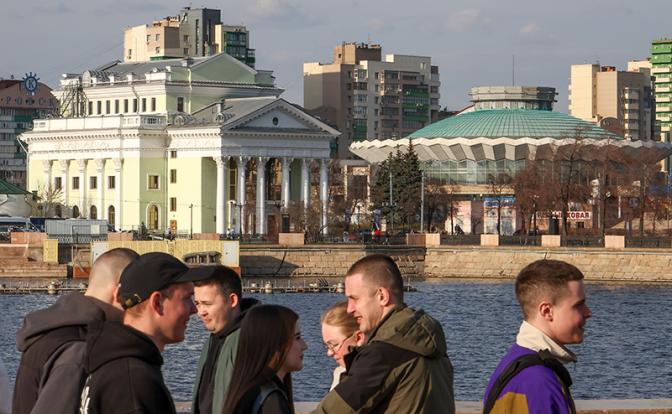 На фото: виды Челябинска