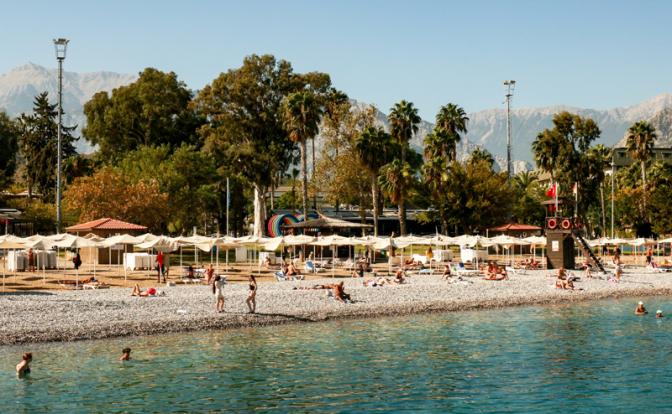 Выбор в отпуске: Турция с коксаки или Краснодарский край с ротавирусом