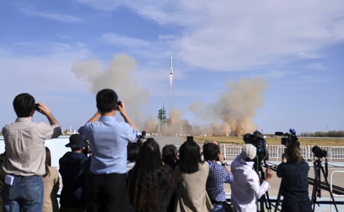 «Это как «Орешник», но только на орбите»: Пентагон в шоке от новой китайской придумки