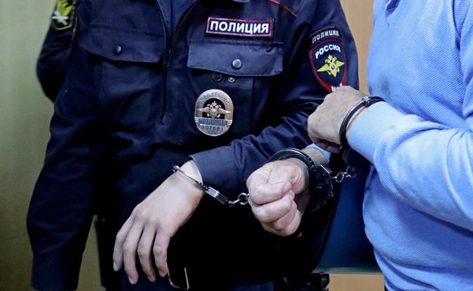 ОПГ в «Горбушкином дворе»: в торговом центре Москвы организовали производство оружия