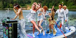 На’ви, супергерои, русалки: Костюмированный карнавал на сапах в Москве