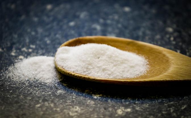 Названы неочевидные источники чрезмерного потребления соли