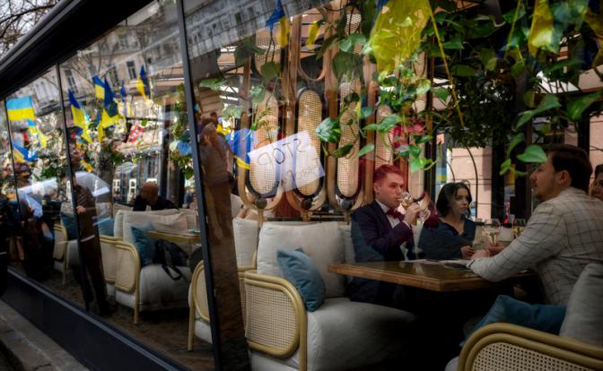 На фото: поседневная жизнь в Одессе.