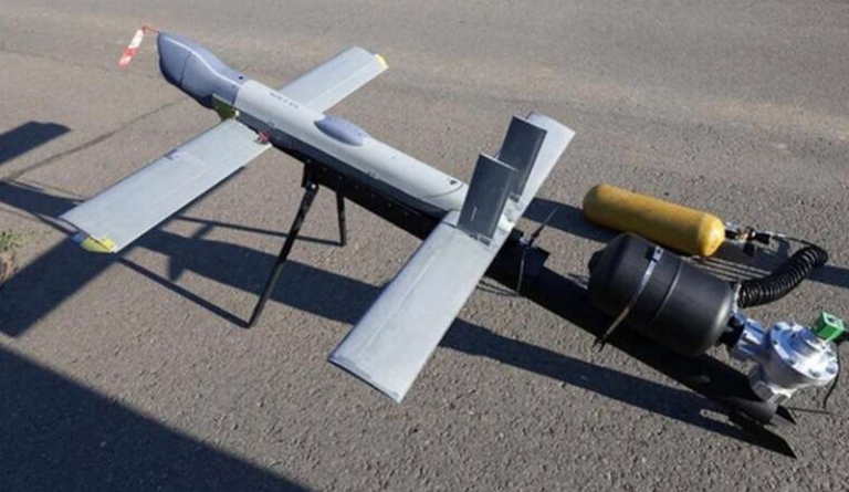 На фото: дрон с искусственным интеллектом V2U.