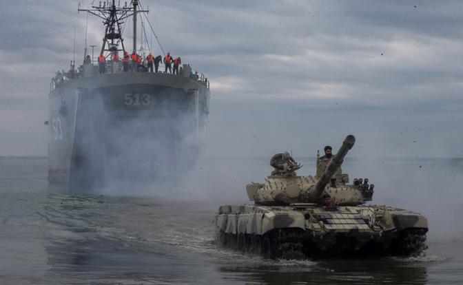 Изнанка конфликта: Иран нам друг – но выгода дороже?