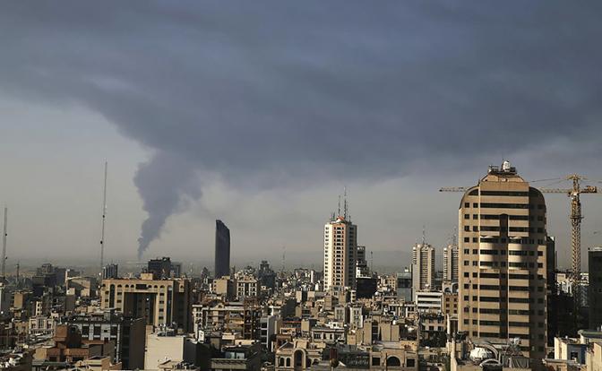 На фото:  ВВС Израиля нанесли серию ударов по Тегерану