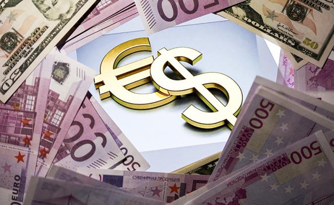 Стал известен курс доллара в России