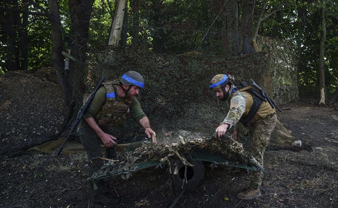 Шаффер: Без военной помощи США конфликт на Украине может завершиться в августе