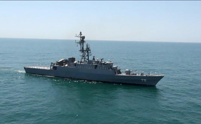 Парламент Ирана принял решение закрыть Ормузский пролив