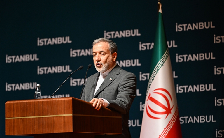 На фото: министр иностранных дел Ирана Заид Аббас Арагчи