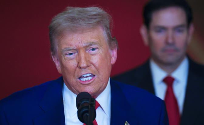 На фото: президент США Дональд Трамп