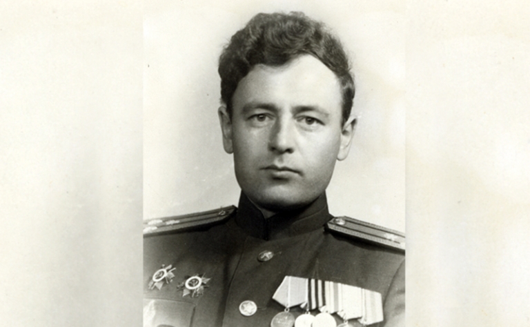 На фото: радиоразведчик Александр Устюменко работал на Корейской войне