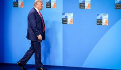 Александр Казаков: Трамп – это как огромный валун, который у вас на дороге. Можно долбить, а можно обойти