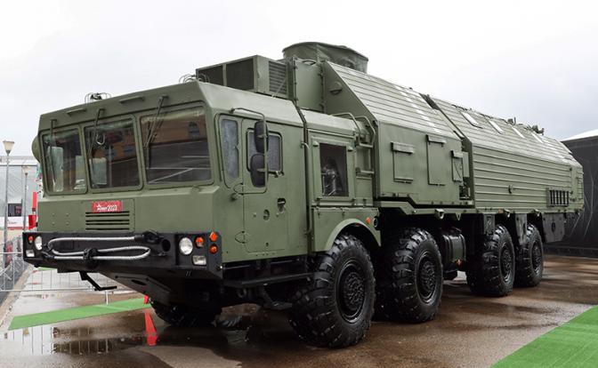 На фото: машина обеспечения боевого дежурства (МОБД).