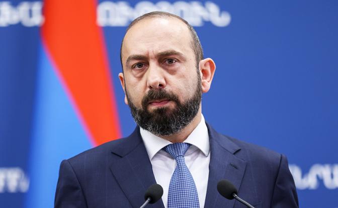 На фото: министр иностранных дел Армении Арарат Мирзоян