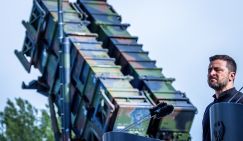 Зеленский начинает ненавидеть Израиль: США опять отправляют оружие "не туда"