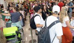 Кошмары в аэропортах продолжаются: Шереметьево в ступоре, Пулково на нервах