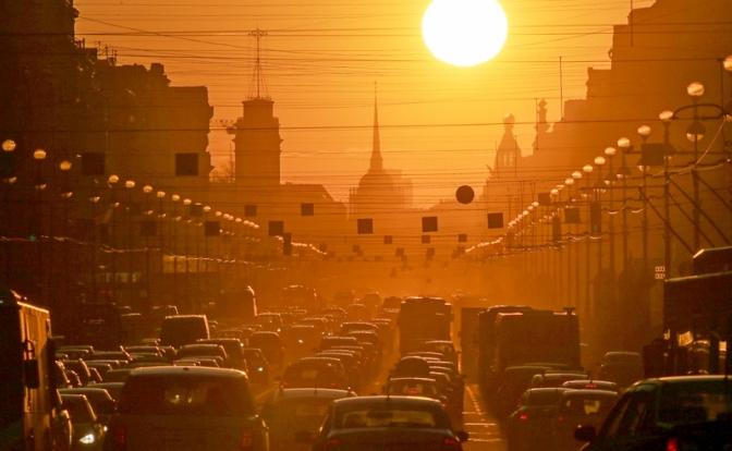 Автоэксперт рассказал, как защитить свой автомобиль от перегрева в сильную жару