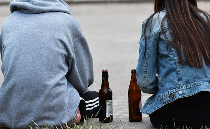 Депутаты предложили увеличить штрафы за продажу алкоголя у школ