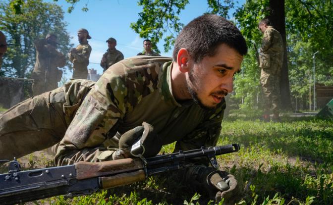 На фото: новобранцы 3-й отдельной штурмовой бригады ВСУ.