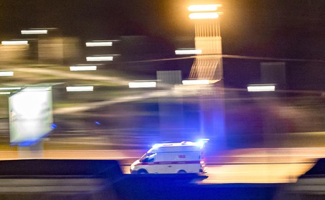 В Москве кроссовер въехал в толпу пешеходов, много пострадавших