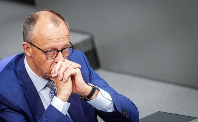 На фото: канцлер Фридрих Мерц