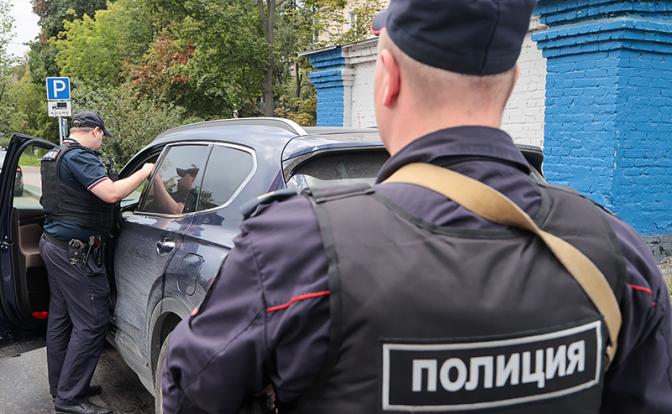 И не взяточник, и при деньгах: Ростов не перестает удивлять