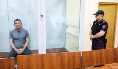 Два Попова и один Иванов: Пока одни генералы строили дворцы, другой геройски воевал с ВСУ. Но сидят все