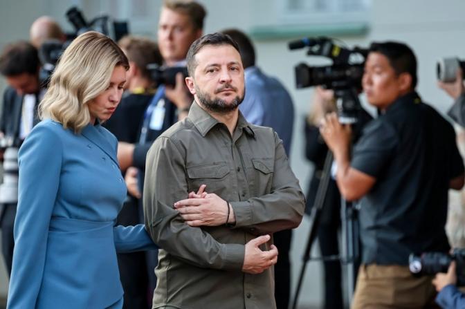На фото: президент Украины Владимир Зеленский с супругой.