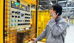 «Государство, дай». Почему олигархи опасаются влезть в невозвратные долги