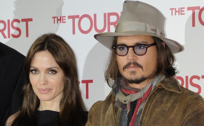 На фото: актеры Джонни Депп и  Анджелина Джоли