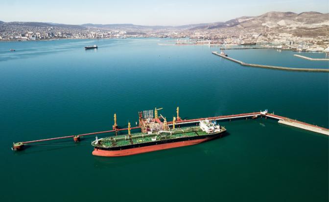 Экспорт нефти из Казахстана рухнул на причалах Новороссийска. Для чего это России?