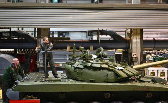 200 тысяч рублей и более – каким работникам готовы платить такие деньги в регионах