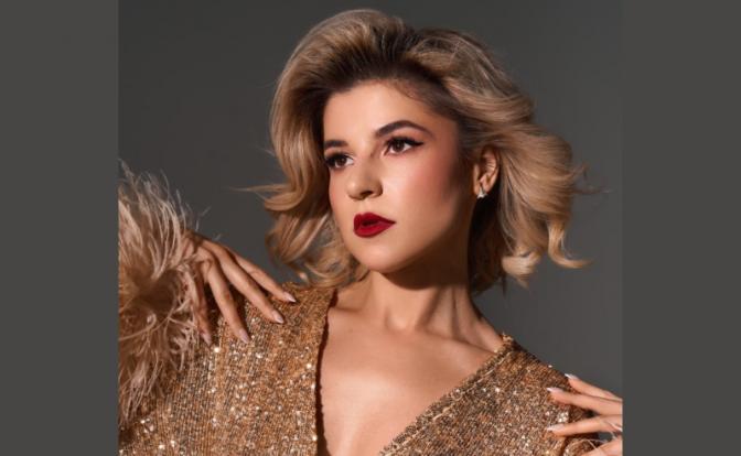 На фото: лауреат премии «Поэт года 2024» Злата Дар