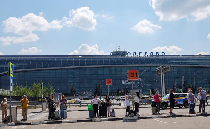 В небе порознь: почему московские аэропорты не объединятся под одним управлением