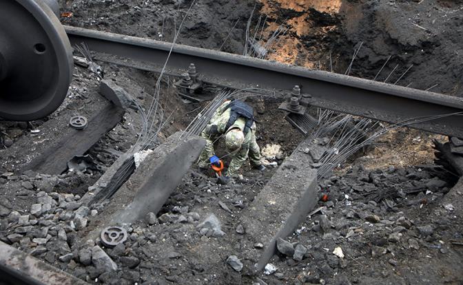 Железная дорога серьезно повреждена в Киеве после масштабной атаки БПЛА