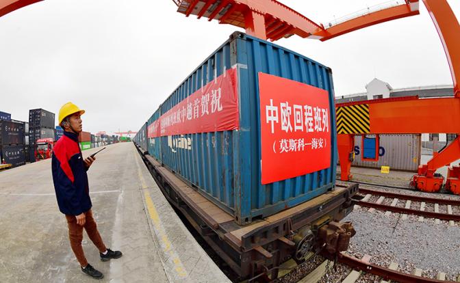 Нефтяной блеф Трампа. Чем рискуют США, запрещая поставки из России