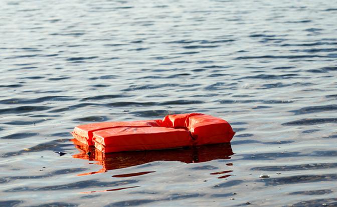 Отказались от жилетов: отец погиб, спасая сына на базе отдыха в Иркутской области