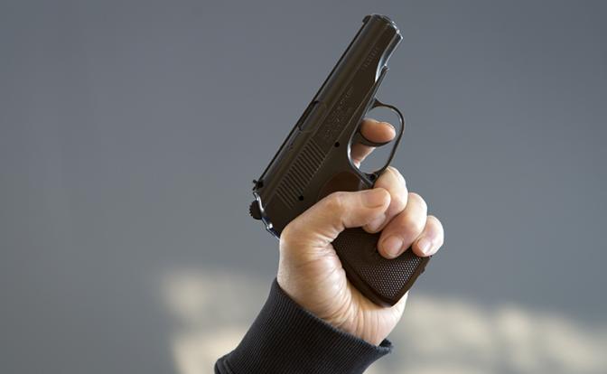 "Нас застрелят": В Новосибирске произошла массовая драка, есть пострадавшие