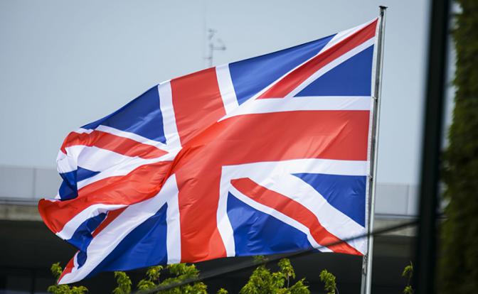 СВР: Британия планирует экологическую катастрофу в международных водах, чтобы обвинить Россию