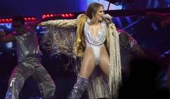 «Жара и грязные сиденья»: Джей Ло зажгла в Ереване – и претензий не было только к ней