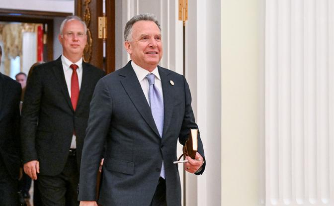 На фото: специальный посланник президента США Стивен Уиткофф