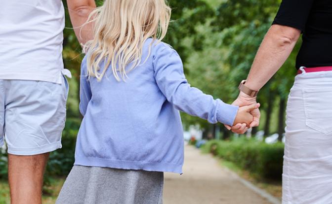 Ребенок — не мебель, которую можно распилить: Адвокат оценила новый законопроект