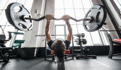 В Госдуме выступили за ограничение доступа в спортзалы детям до 14 лет