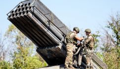 Купянск фактически окружен: Комбриги умоляют Сырского прислать подкрепление, но тот грозит расстрелом паникёрам